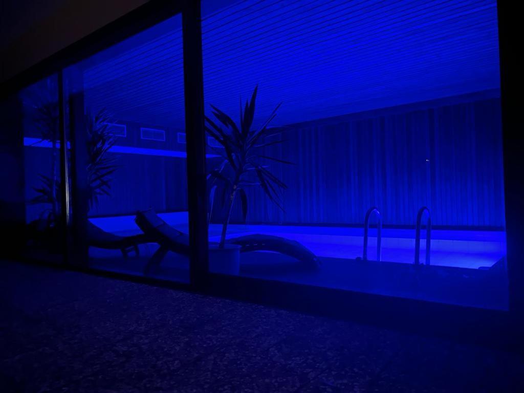 Park Villa Ferienwohnung Mit Pool Und 3 Schlafzimmer Uelzen Exterior photo